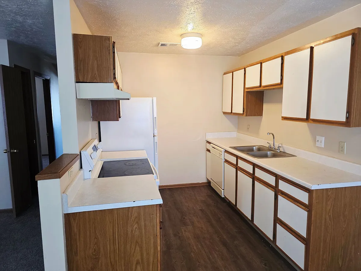 Building Photo - 4873 Marshall Dr #213