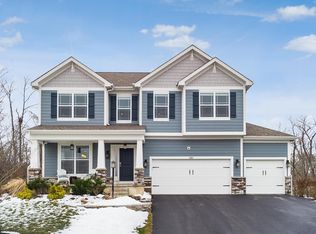 5961 Weeping Rock Dr, Lewis Center, OH 43035