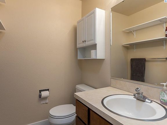 5th image of 4263 W Kennewick Ave #1