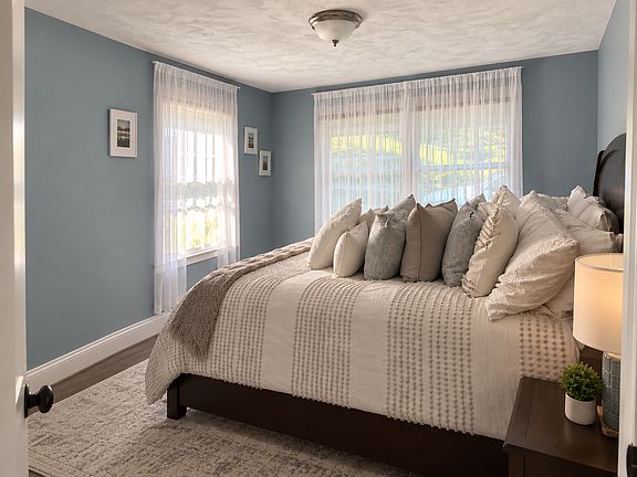 5th image of 7R Ashland Ct #R