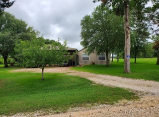 118 Shupak Rd, Bellville, TX 77418