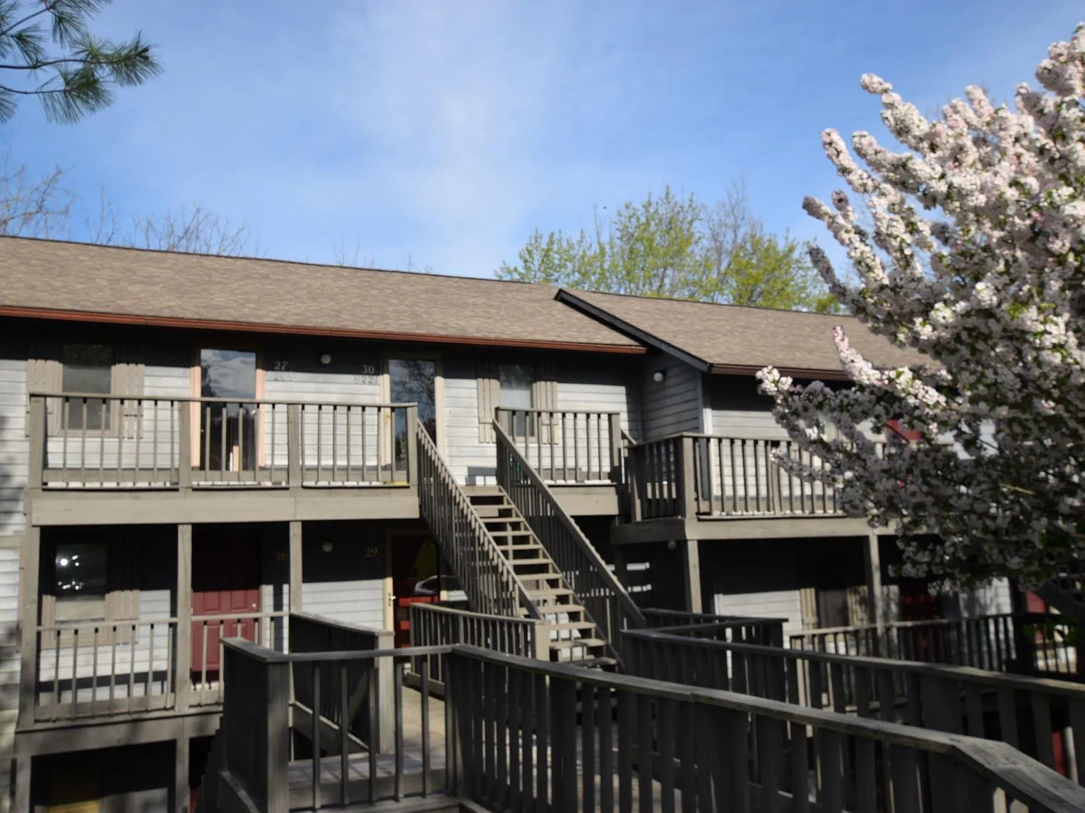 9271 S Pointe Retreat Dr — Photo 2