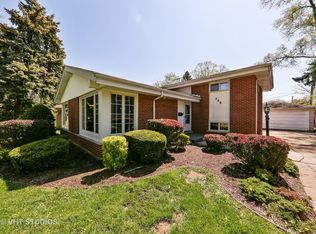 289 Terry Ln, Villa Park, IL