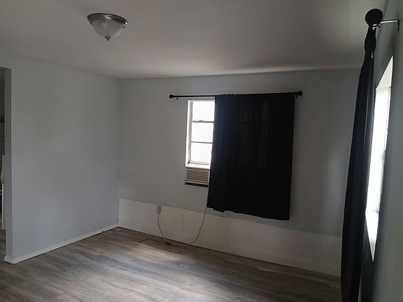 4th image of 1 Wolfe Dr #1814