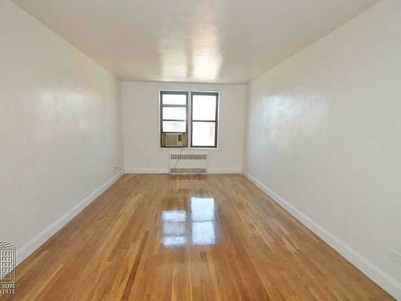 3rd image of 4821 40th St APT 5F