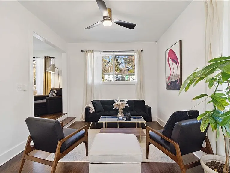 2995 Pasadena Dr — Photo 10