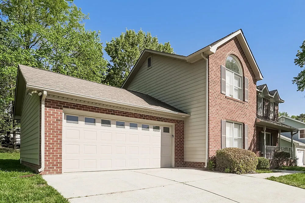 3 bed, 2.5 bath, 1764 sqft, $2,455 — Photo 4
