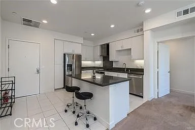 2 bed, 1088 sqft, $3,995 — Photo 3