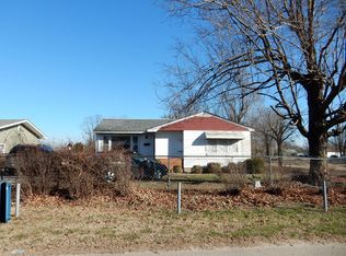 914 N Kimball St, Malden, MO 63863