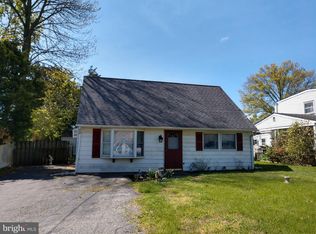 64 Dunmore Ave, Ewing, NJ 08618
