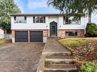 10 NE 113th Pl, Portland, OR 97220