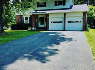 425 Lorraine Dr, Pickerington, OH 43147