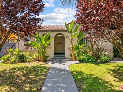 1379 S Orange Dr, Los Angeles, CA, 90019