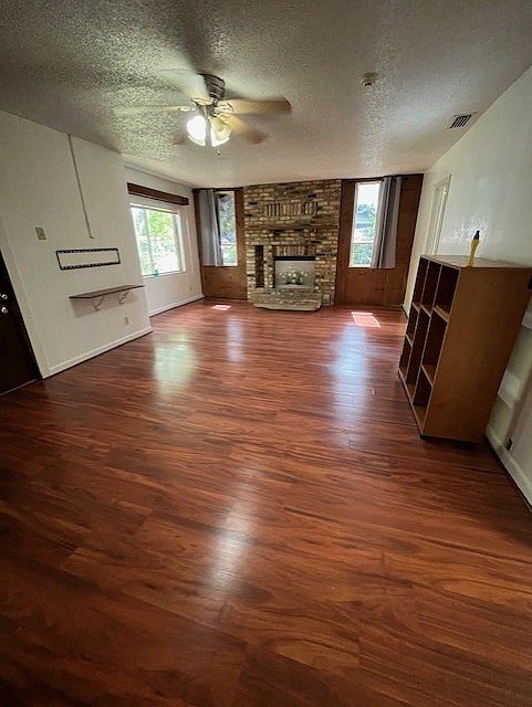 1st image of 1013 Naples Dr