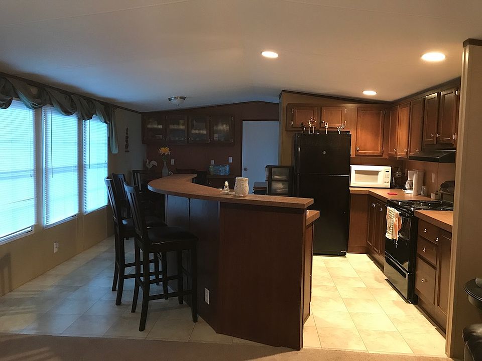 Spacious open floorplan