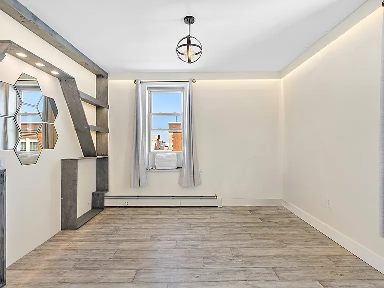2614 Palisade Ave #4B — Photo 2