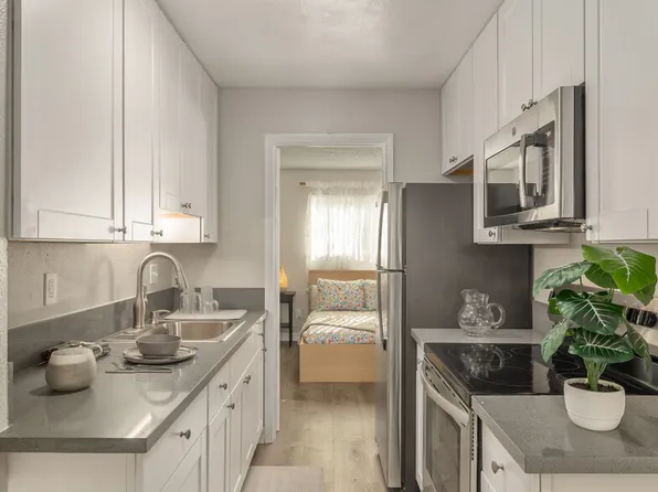 5030-5050 Lotus St, San Diego, CA 92107