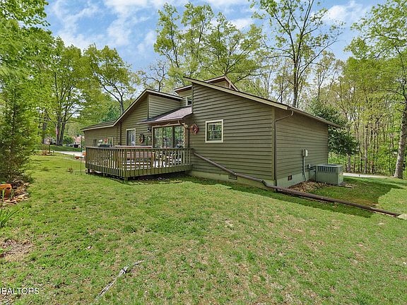 4th image of 129 Norcross Rd