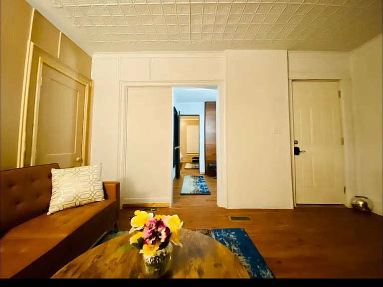 68 E Pine St #2 — Photo 7