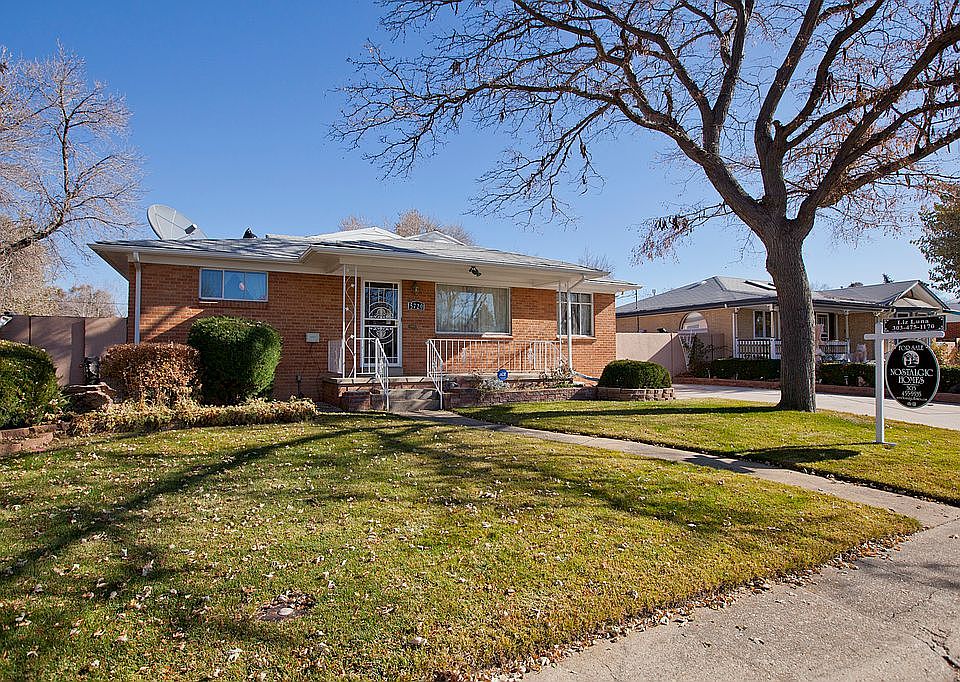 2nd image of 5720 Everett St