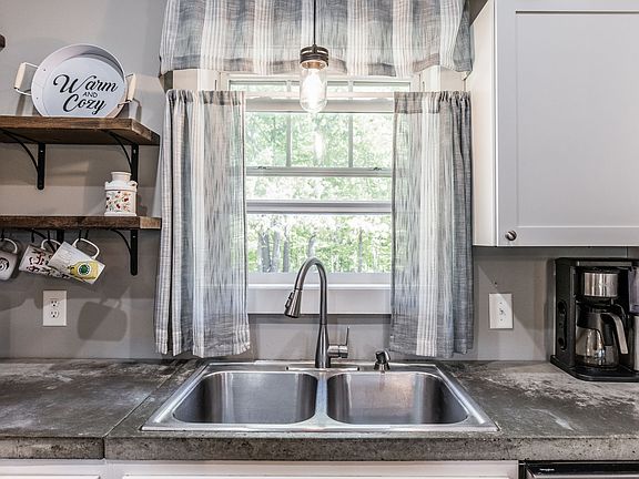 69th image of 237 Lear Rd
