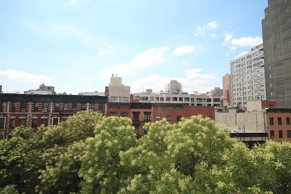 Rented by Julianna Realty Corp | media 4