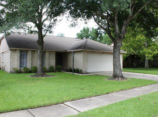 10923 Dogwood Dr, La Porte, TX 77571