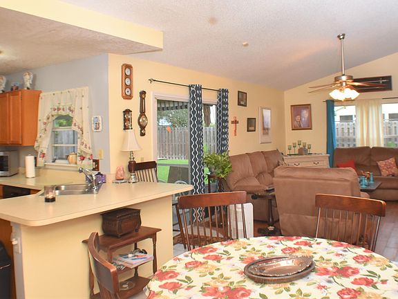 3rd image of 2490 Grand Teton Blvd