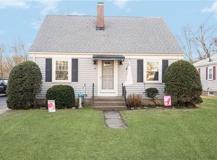 92 Haig Ave, Seekonk, MA 02771