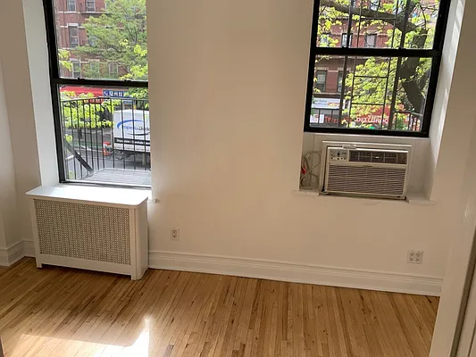 Rented by Douglas Elliman | media 13