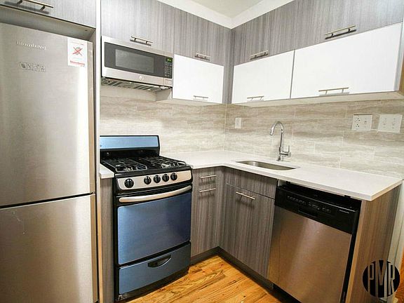 3rd image of 41 Montrose Ave APT 2R
