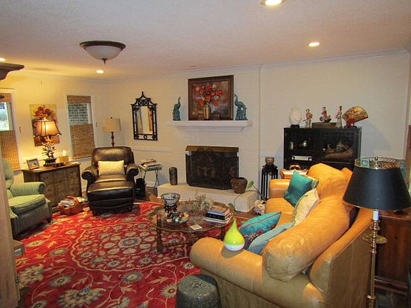 3rd image of 502 Deerfield Dr