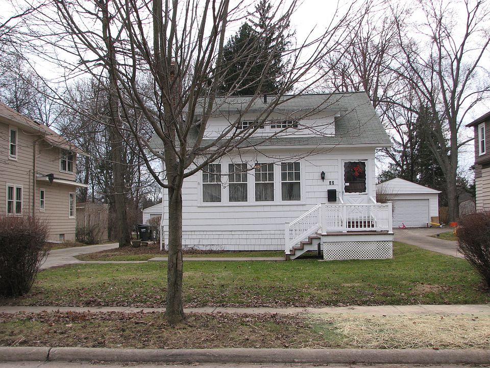 1st image of 32 Wandle Ave
