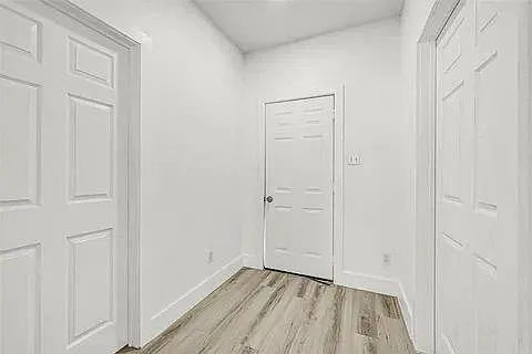 7926 Hudson St — Photo 14