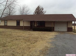 2052 SW 34th Dr, Locust Grove, OK 74352