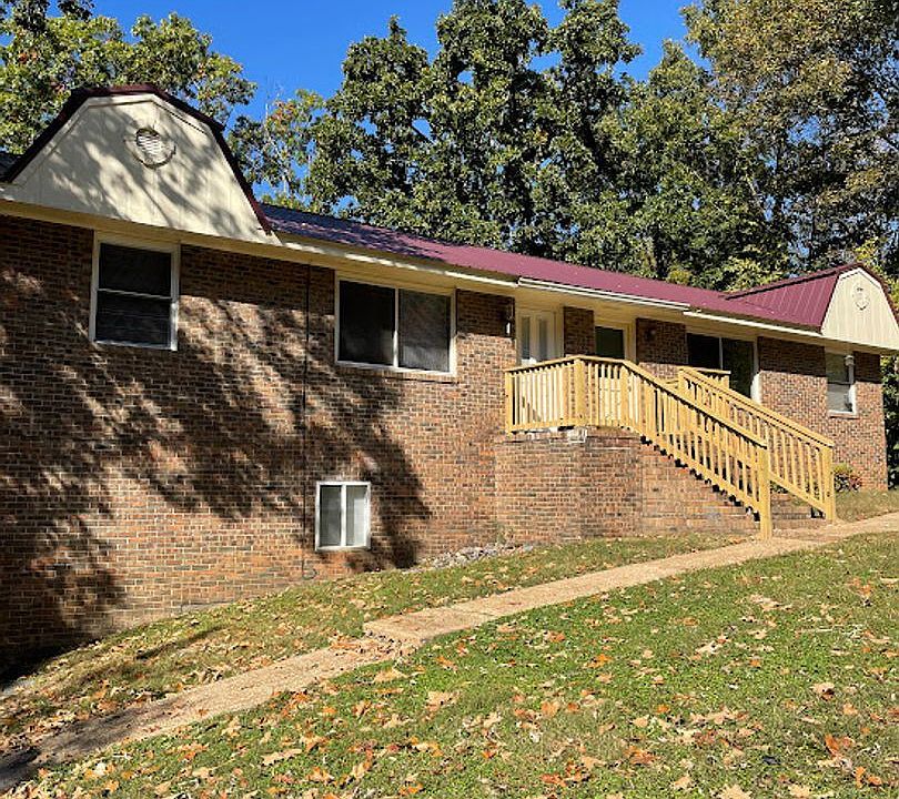 1st image of 3217 Joselin Ln #B