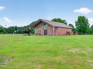 126 Tall Oaks Rd, Defuniak Springs, FL 32435