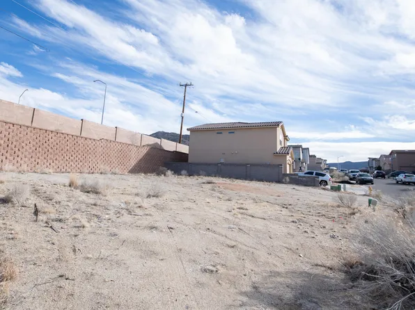 101 S Lanier Dr SE, Albuquerque, NM 87123