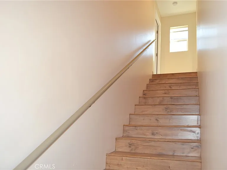17134 Saticoy St — Photo 10