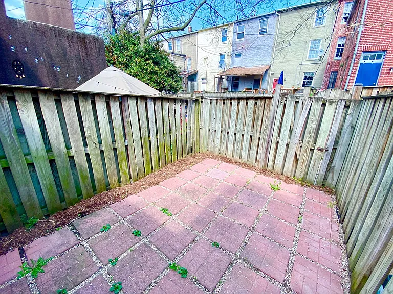 666 Melvin Dr — Photo 17