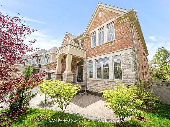 4th image of 34 Cannington Cres
