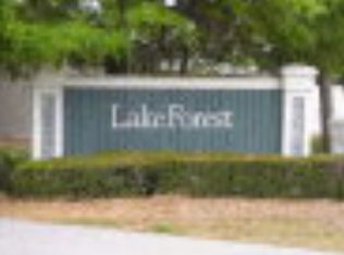 8 Lake Forest Cir N, Palm Coast, FL 32137