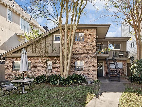 2nd image of 4207 Drake St