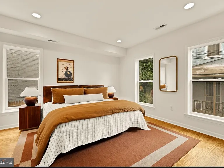 760 Gresham Pl NW #5164696158 — Photo 10