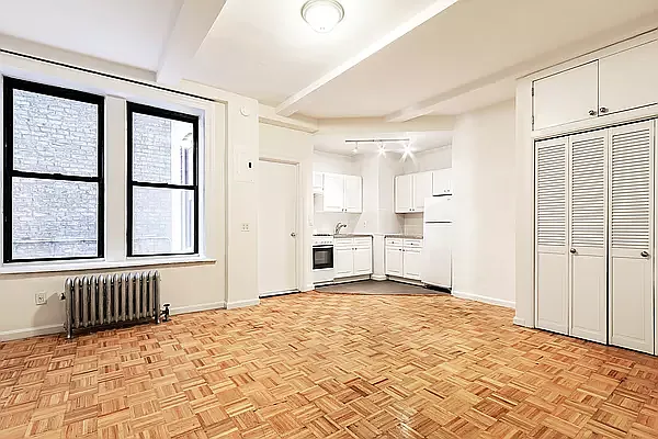 Rented by Brown Harris Stevens | media 8