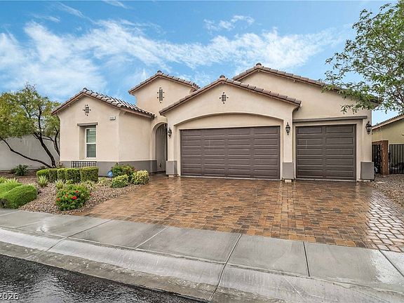 2nd image of 3084 Amoruccio Ct