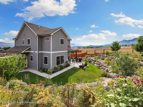 696 Eagles Nest Dr, Silt, CO 81652