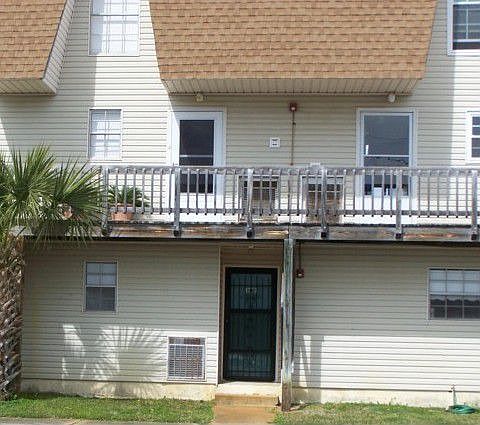 CURB VIEW