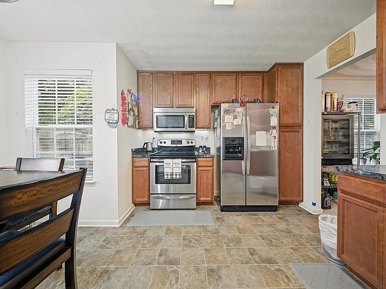 722 Dune St — Photo 9
