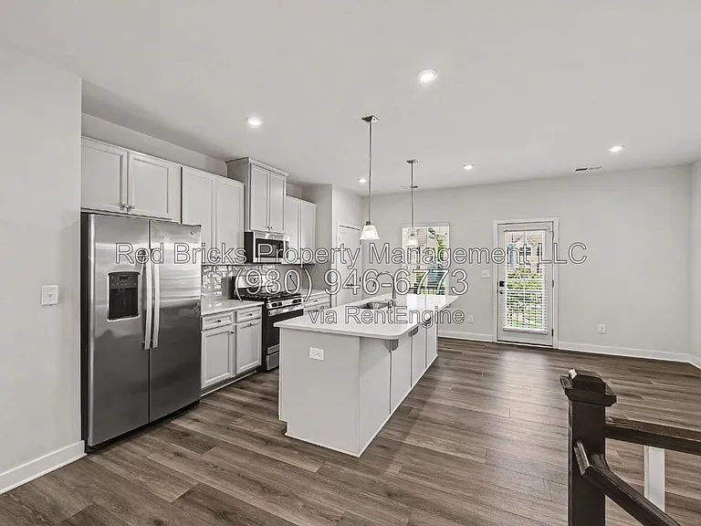 9342 Mallard Mills Dr — Photo 10